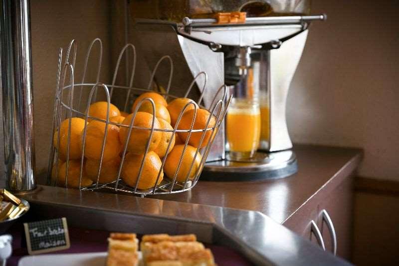 Brit Hotel Rennes Le Castel Ресторан фото